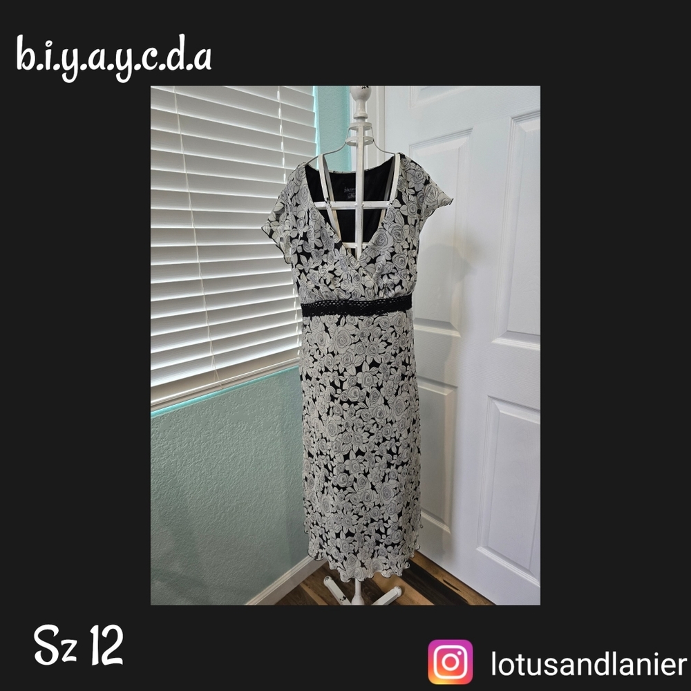 b.i.y.a.y.c.d.a Black & White Floral Lace Dress – Size 12